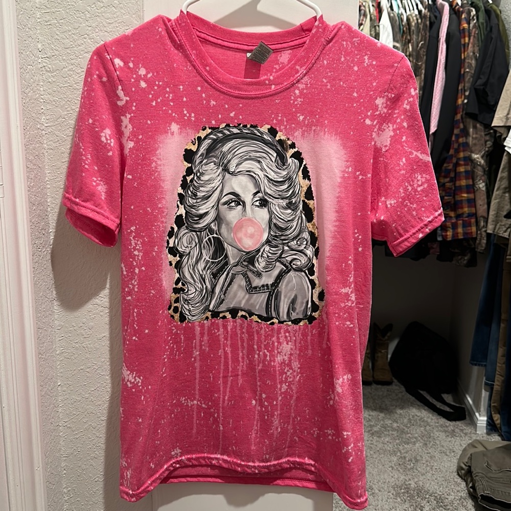 Bleached Dolly Shirt. Size small.
